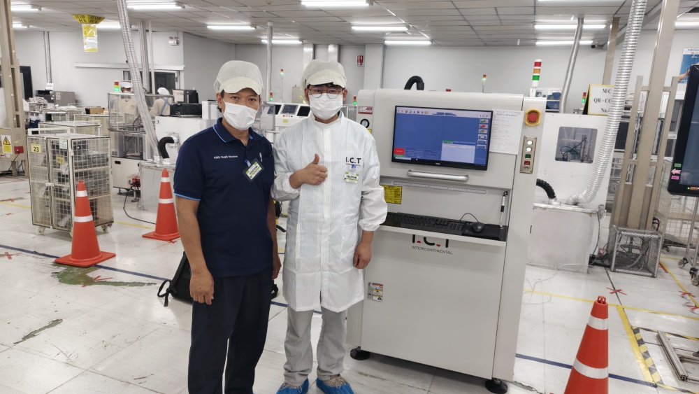 ICT Global teknisk support til laserm&aelig;rkningsmaskine i Thailand.jpg