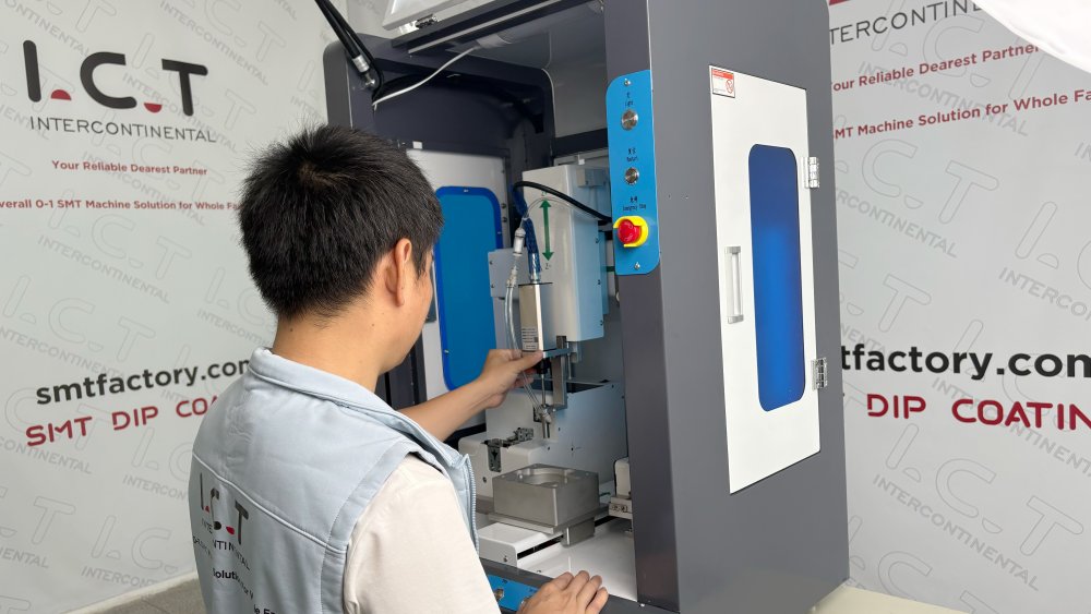 SCR300 skruerobot.jpg