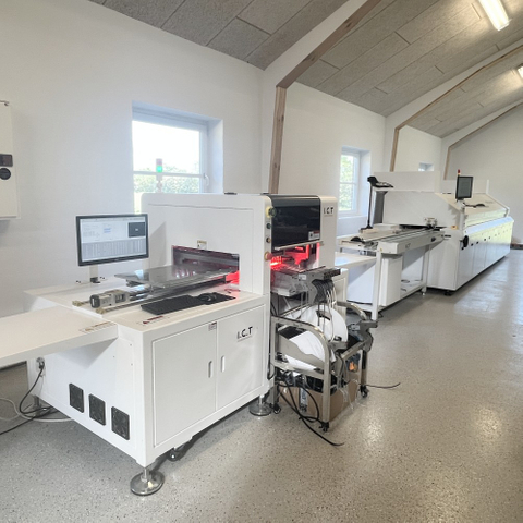 IKT | Højhastigheds JUKI SMT SMD produktionslinje