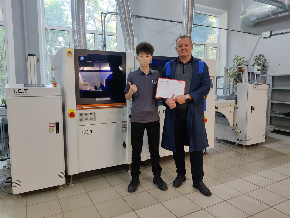 SMT -produktionslinje til fremstilling af elektronik