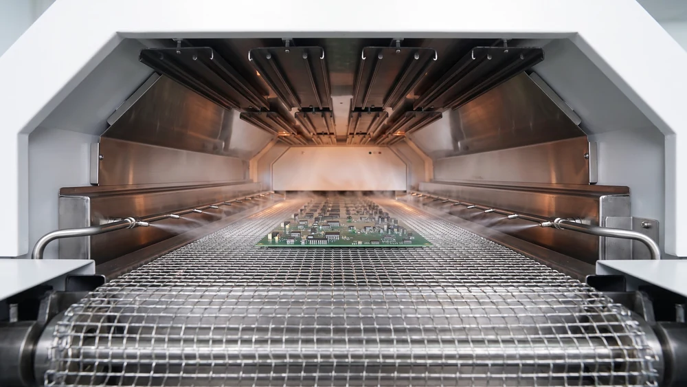 nitrogen-atmosf&aelig;re-reflow-ovn-tunnel-interi&oslash;r.webp
